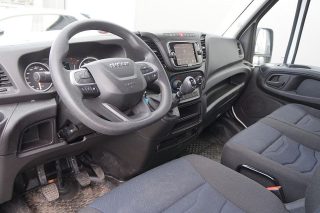 IVECO Daily 35S18 Maxi - Navigation